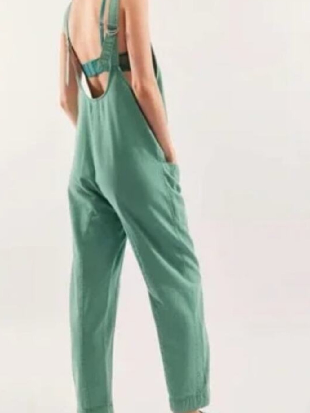 NWOT
Free People // We The Free
High Roller Jumpsuit Green size M - Picture 4 of 7